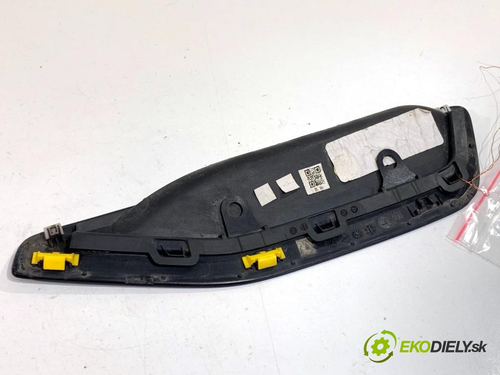 BMW G05 SUV 2020 294 kW xDrive M 50 d 2993 prívod vzduchu blatníka pravy 8092678
