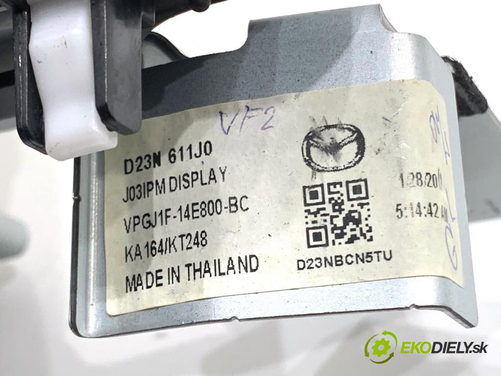 MAZDA CX-3 SUV 2017 88 kW 2.0 SKYACTIV-G (DK5W, DK6W) 1998 Dislpej D23N611J0 (Prístrojová doska)