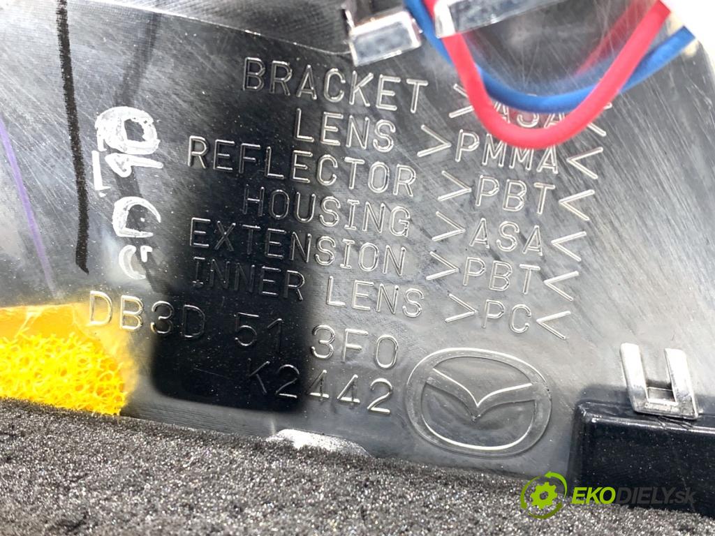 MAZDA CX-3 SUV 2017 88 kW 2.0 SKYACTIV-G (DK5W, DK6W) 1998 Svetlo zad pravá vnútorná DB3D513F0 (Kľučka dverí ostatné)