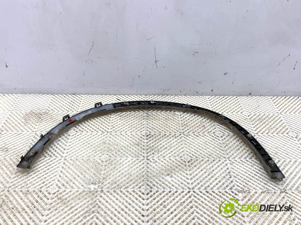 BMW G05 SUV 2020 294 kW xDrive M 50 d 2993 Lišta blatníka predný pravá 8069284