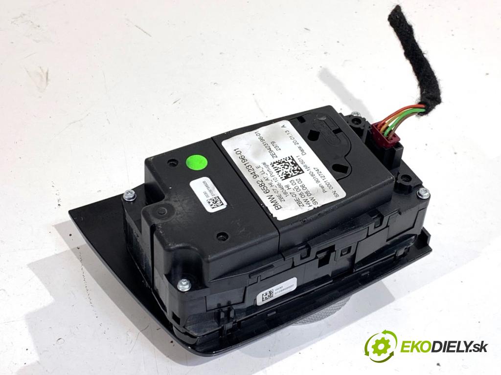 BMW G05 SUV 2020 294 kW xDrive M 50 d 2993 modul násada, držadlo IDRIVE 9423196