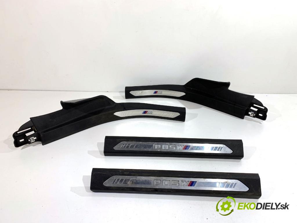 BMW G05 SUV 2020 294 kW xDrive M 50 d 2993 gumy pedálu lišty PROGOWE osvetlené M-Paket 7434243 7434239