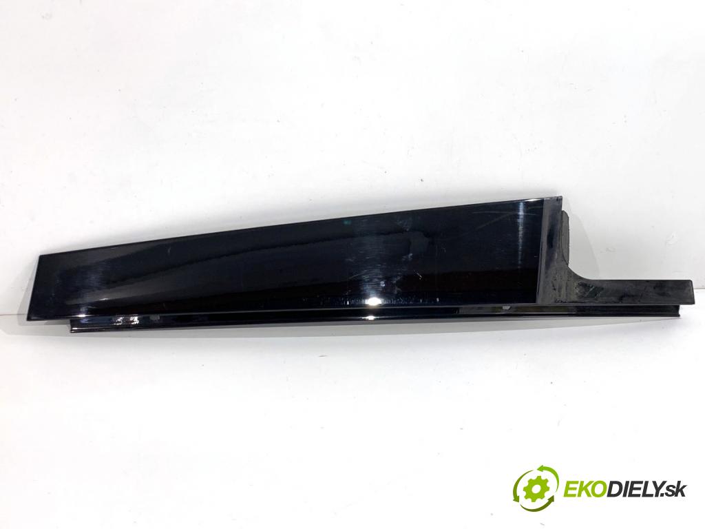 BMW G05 SUV 2020 294 kW xDrive M 50 d 2993 Clona stĺpika B pravá 7453844