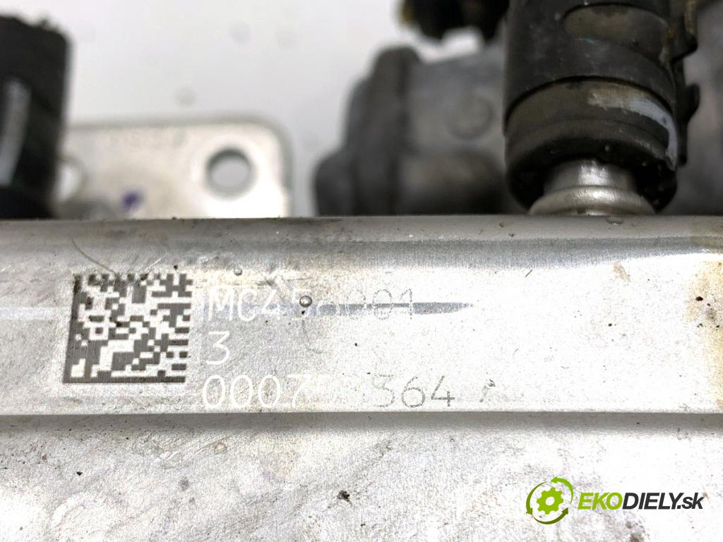 VW TRANSPORTER T6 Autobus 2024 110 kW 2.0 TDI 1968 Chladič EGR 04L131512CM