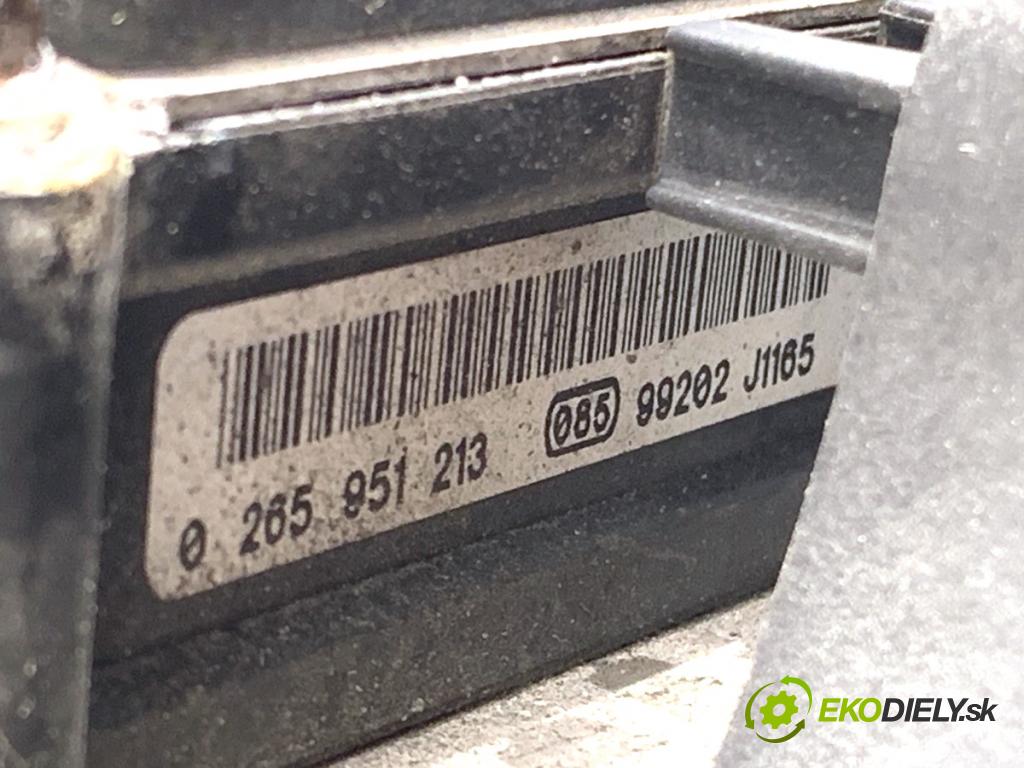 MERCEDES-BENZ W212 sedan 2010 170 kW E 350 CDI (212.025) 2987 Pumpa ABS A2124312912 (Pumpa ABS)