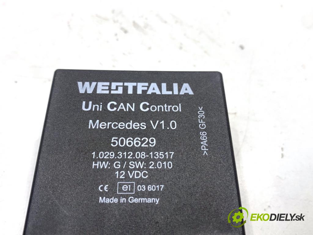 MERCEDES-BENZ W212 sedan 2010 170 kW E 350 CDI (212.025) 2987 Modul ťažného oka 506629 (Riadiaca jednotka ostatné)