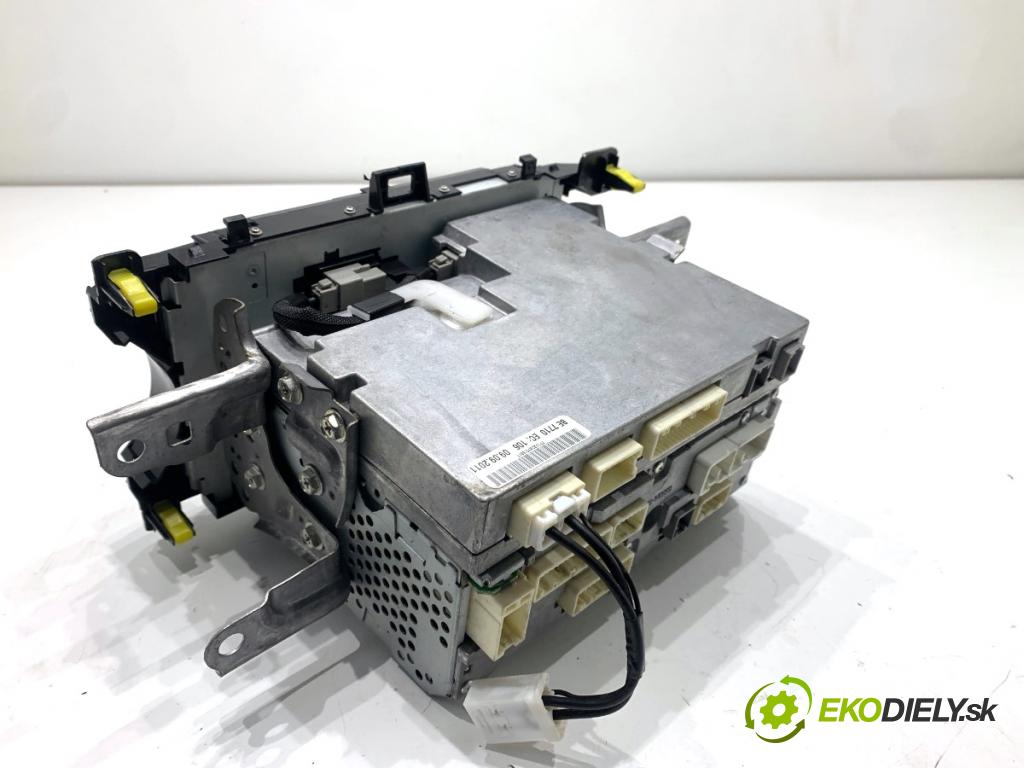 TOYOTA YARIS III liftback 2011 73 kW 1.3 (NSP130_) 1329 RADIO 86140-0D010 (Audio zariadenie)