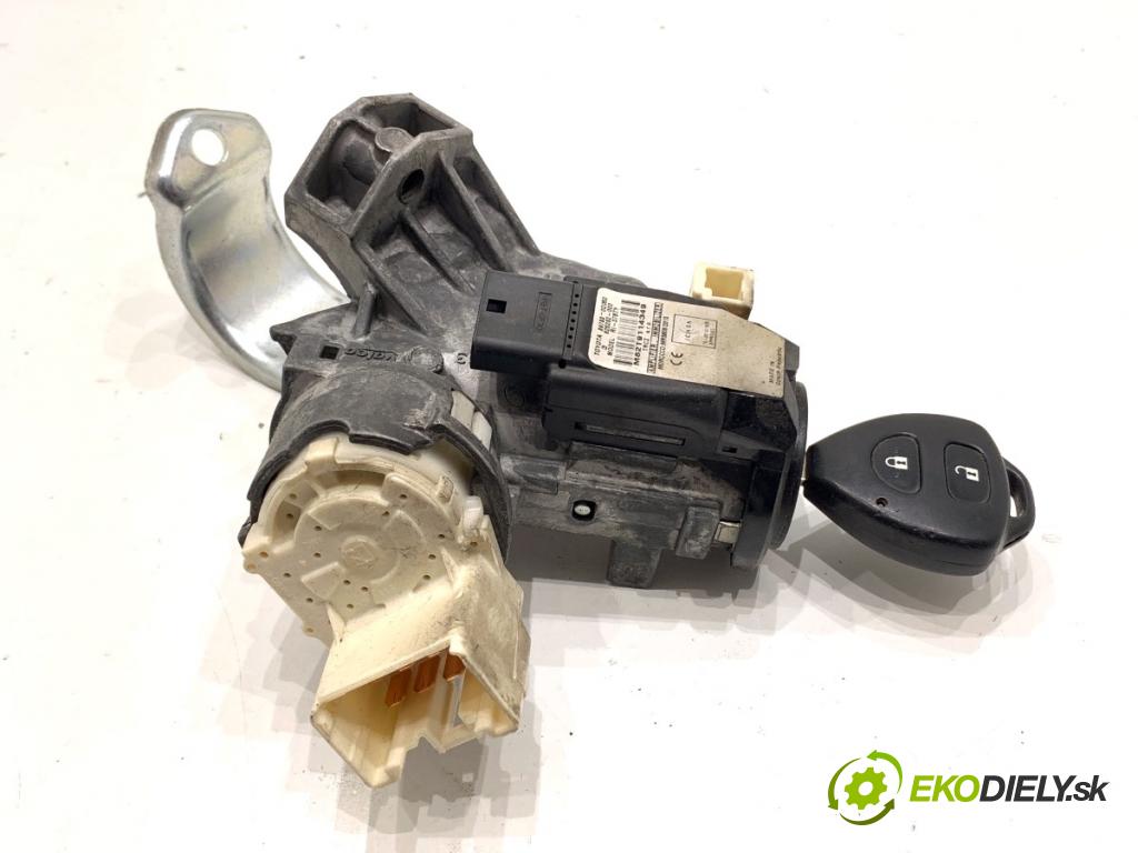 TOYOTA YARIS III liftback 2011 73 kW 1.3 (NSP130_) 1329 spinačka 45020-0D04 89783-0D050 (Spínacia skrinka)