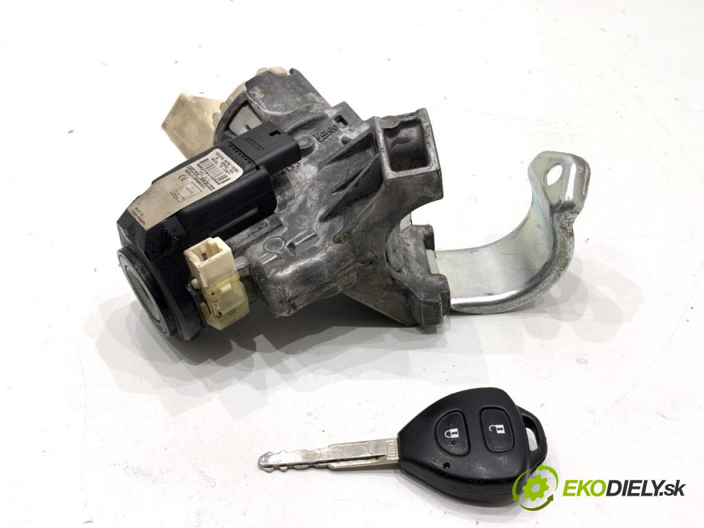 TOYOTA YARIS III liftback 2011 73 kW 1.3 (NSP130_) 1329 spinačka 45020-0D04 89783-0D050 (Spínacia skrinka)