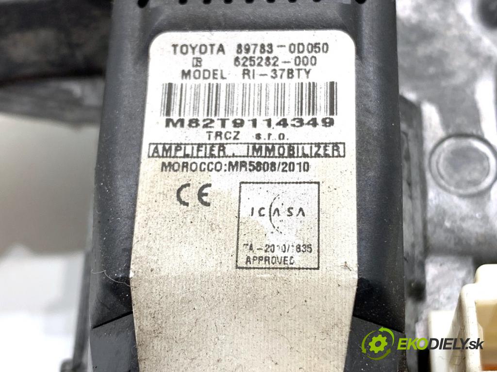 TOYOTA YARIS III liftback 2011 73 kW 1.3 (NSP130_) 1329 spinačka 45020-0D04 89783-0D050 (Spínacia skrinka)