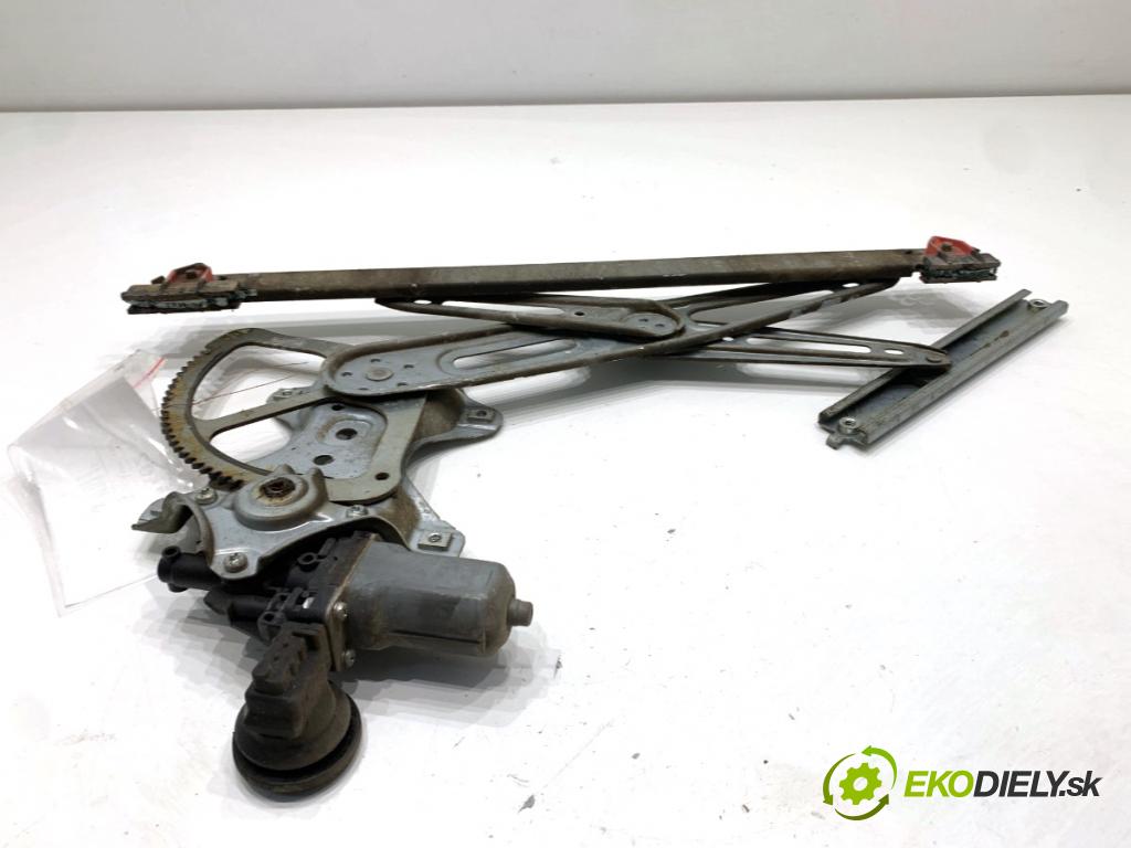 TOYOTA YARIS III liftback 2011 73 kW 1.3 (NSP130_) 1329 Mechanizmus okna pravy predný 85710-0D100