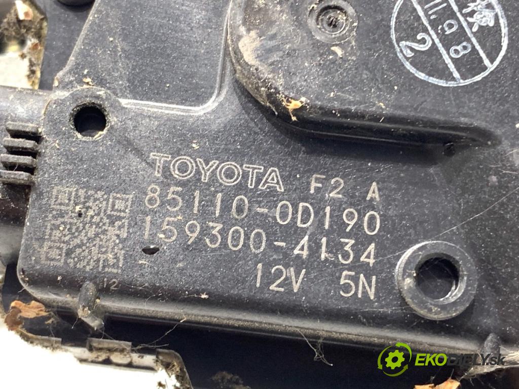 TOYOTA YARIS III liftback 2011 73 kW 1.3 (NSP130_) 1329 mechanismus stěračů přední část 85110-0D190 (Motorek stěračů přední)
