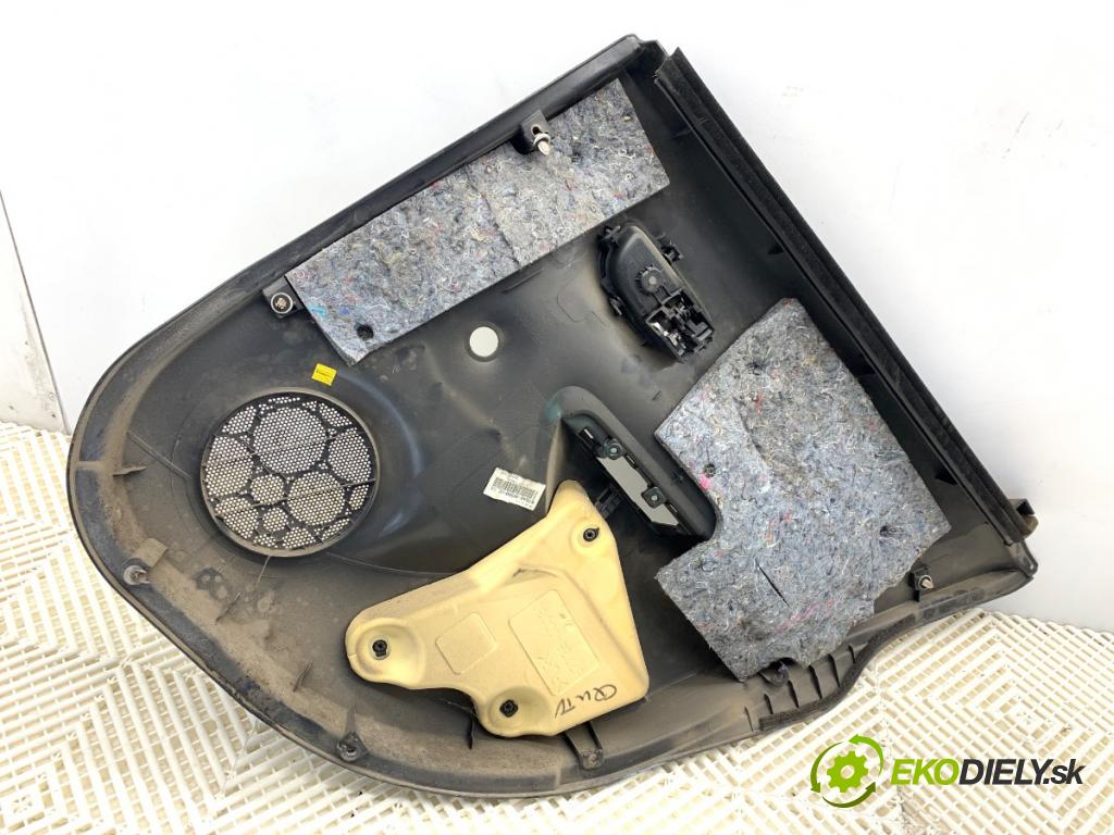 TOYOTA YARIS III liftback 2011 73 kW 1.3 (NSP130_) 1329 čalúnenie Dvere ľavy zad