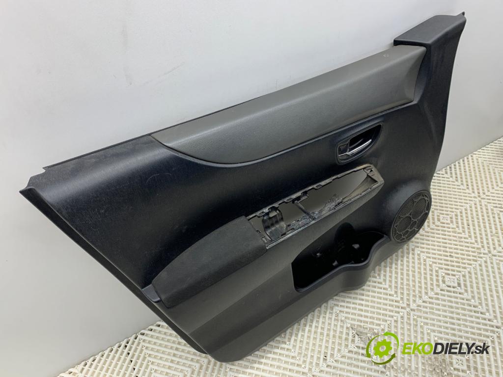 TOYOTA YARIS III liftback 2011 73 kW 1.3 (NSP130_) 1329 čalúnenie Dvere ľavy predný
