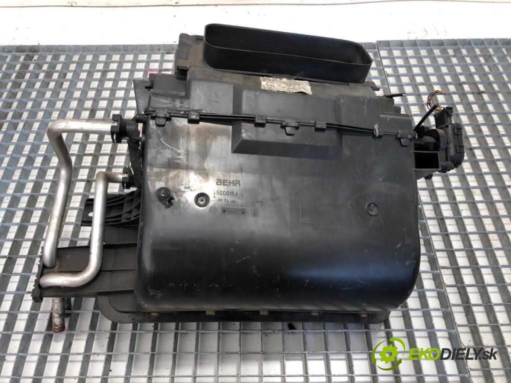 MAN TGA Ciągnik siodłowy 2004 316 kW 18.430 316 kW [430 KM] olej napędowy 2004 - 2022 10518 Výhrevné teleso, radiátor kúrenia 81619006395 (Radiátor kúrenia)