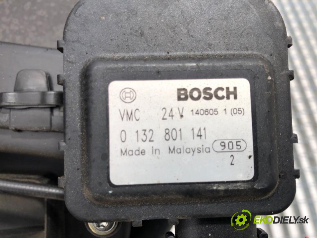 MAN TGA Ciągnik siodłowy 2004 316 kW 18.430 316 kW [430 KM] olej napędowy 2004 - 2022 10518 Výhrevné teleso, radiátor kúrenia 81619006395 (Radiátor kúrenia)