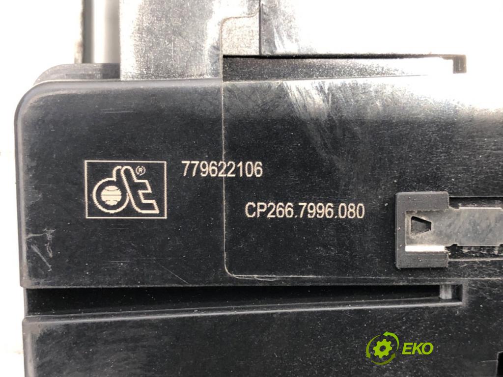 MAN TGA Ciągnik siodłowy 2004 316 kW 18.430 316 kW [430 KM] olej napędowy 2004 - 2022 10518 Prepínač okien 779622106 (Prepínacie páčky pod volantom)