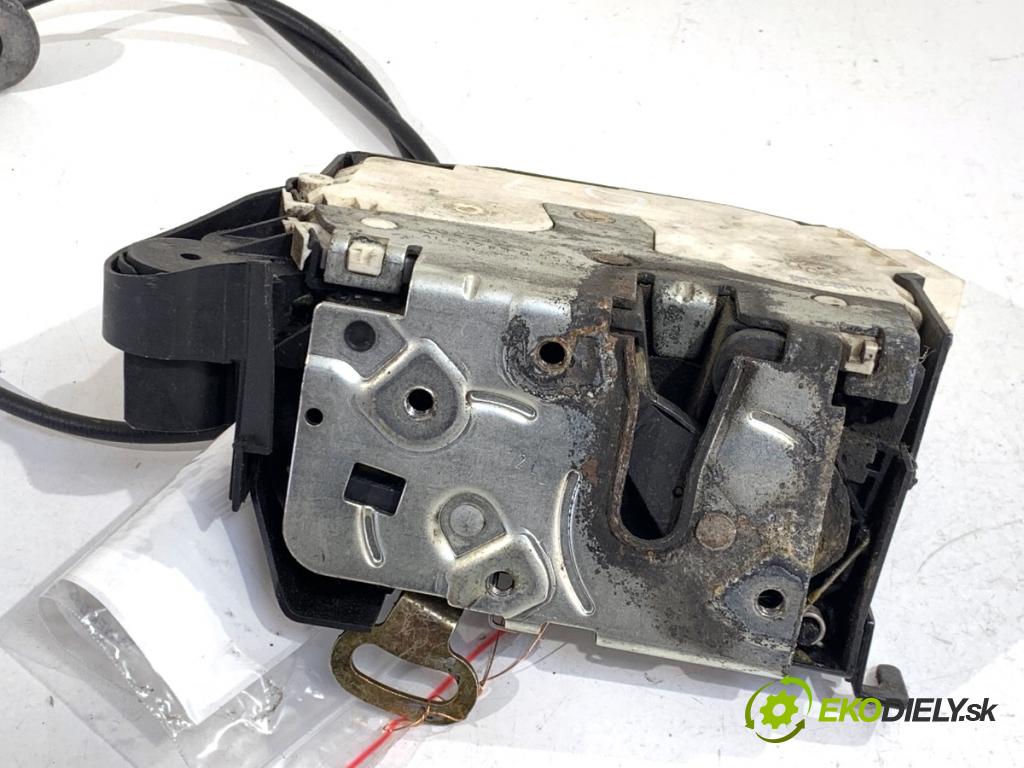 MINI R50 R53 liftback 2006 125 kW Cooper S 1598 zámok dveře levý přední část 