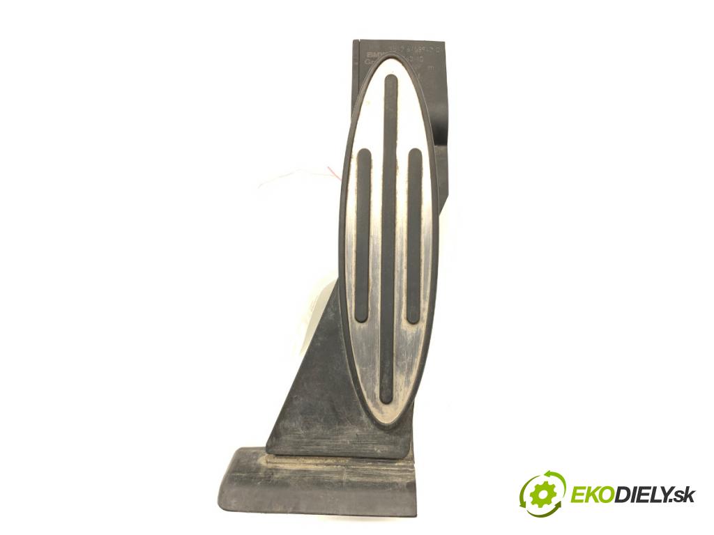 MINI R50 R53 liftback 2006 125 kW Cooper S 1598 Potenciometer plynu 6758942 (Potenciometer plynového pedálu)
