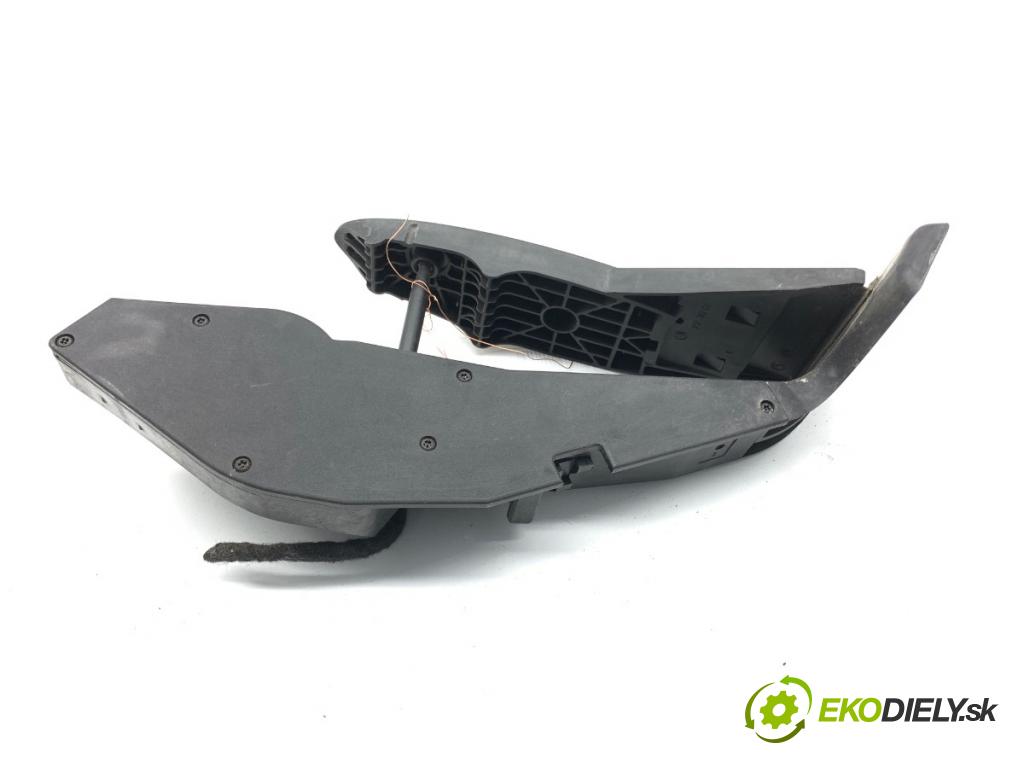 MINI R50 R53 liftback 2006 125 kW Cooper S 1598 Potenciometer plynu 6758942 (Potenciometer plynového pedálu)