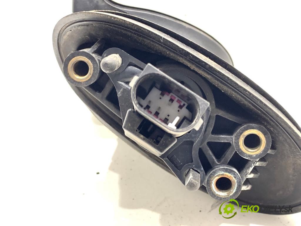 MINI R50 R53 liftback 2006 125 kW Cooper S 1598 zpětné zrcátko pravý