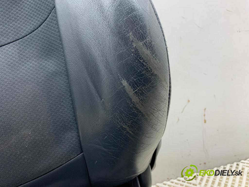 MINI R50 R53 liftback 2006 125 kW Cooper S 1598 Sedadlo ľavy predný