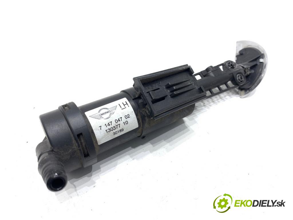 MINI R50 R53 liftback 2006 125 kW Cooper S 1598 ostrekovača svetla ľavy predný 7147047