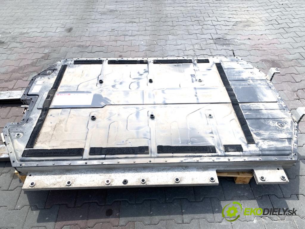 KIA EV6 liftback 2022 239 kW 77 AWD  BATERIA HYBRYDA 37501-CV050 GI375P2000