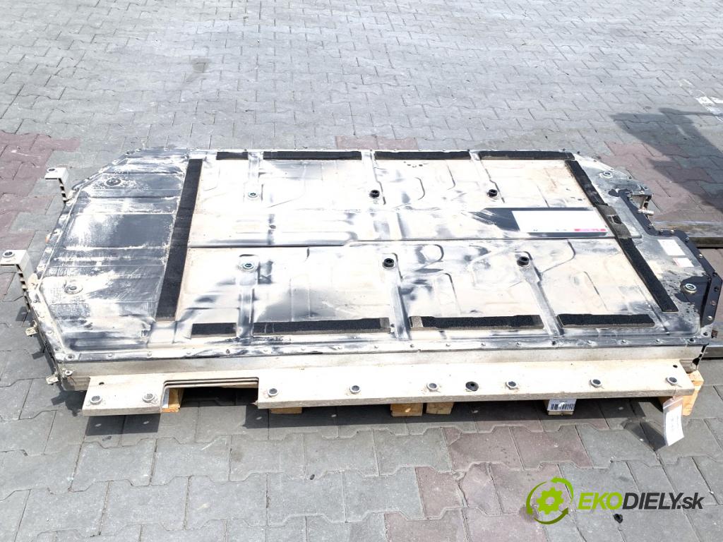 KIA EV6 liftback 2022 239 kW 77 AWD  BATERIA HYBRYDA 37501-CV050 GI375P2000