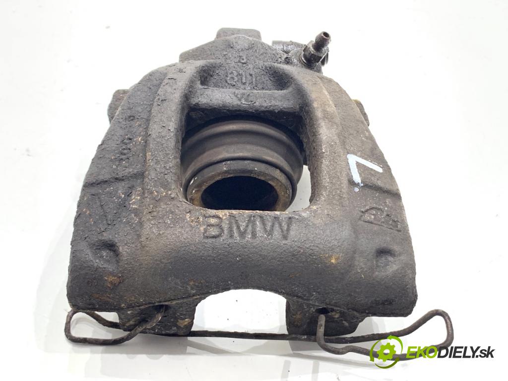MINI R50 R53 liftback 2006 125 kW Cooper S 1598 brzdič třmen levý přední část 