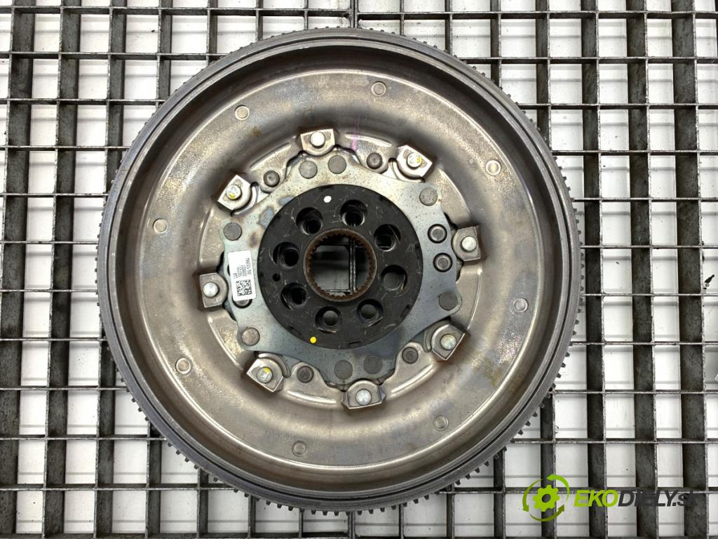 SKODA OCTAVIA IV liftback 2023 140 kW 2.0 TSI 4x4 1984 koleso dvojhmota 05L105266J