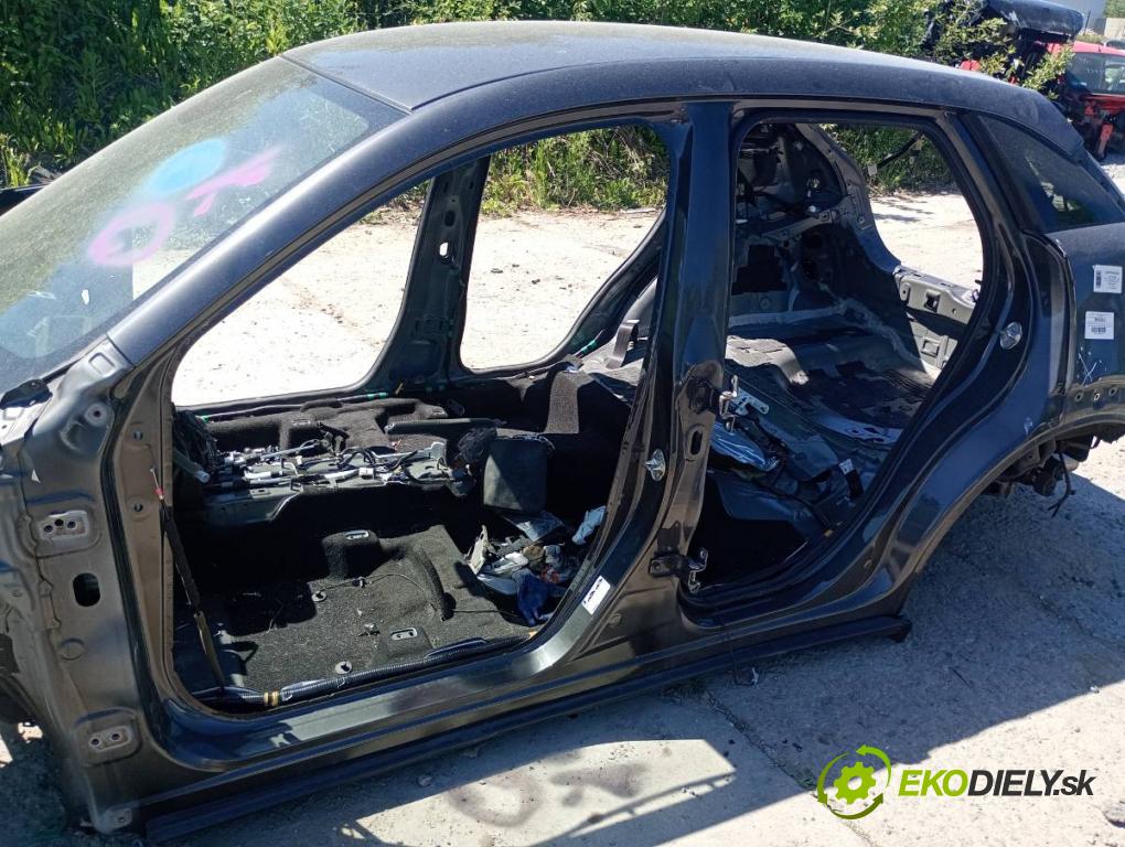 MAZDA CX-3 SUV 2017 88 kW 2.0 SKYACTIV-G (DK5W, DK6W) 1998 karoséria ČTVRŤÁK: Blatník prah strecha PODŁUŻNICA