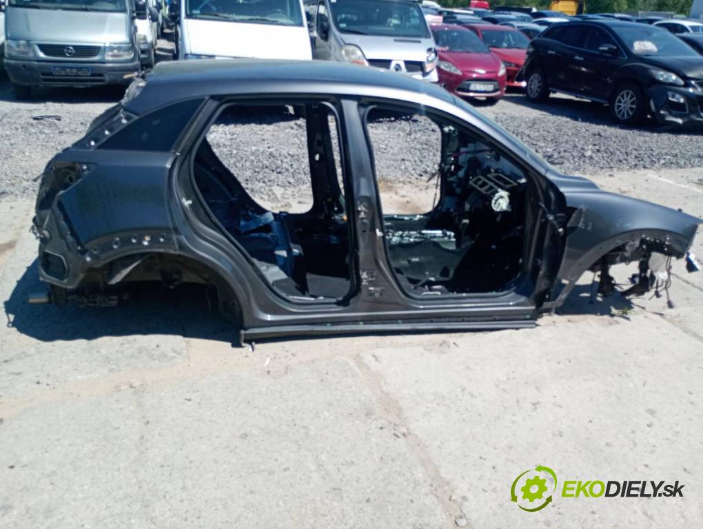 MAZDA CX-3 SUV 2017 88 kW 2.0 SKYACTIV-G (DK5W, DK6W) 1998 karoséria ČTVRŤÁK: Blatník prah strecha PODŁUŻNICA