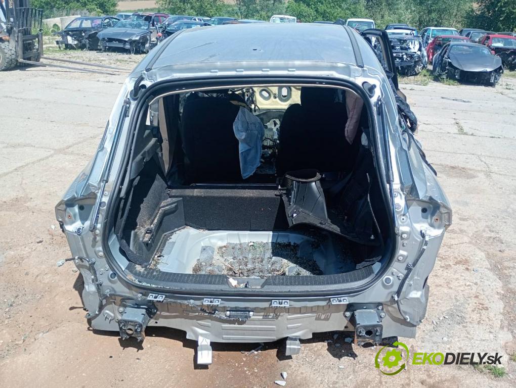 NISSAN QASHQAI J12 SUV 2023 116 kW 1.3 DIG-T 1332 karoséria ČTVRŤÁK: Blatník prah strecha PODŁUŻNICA
