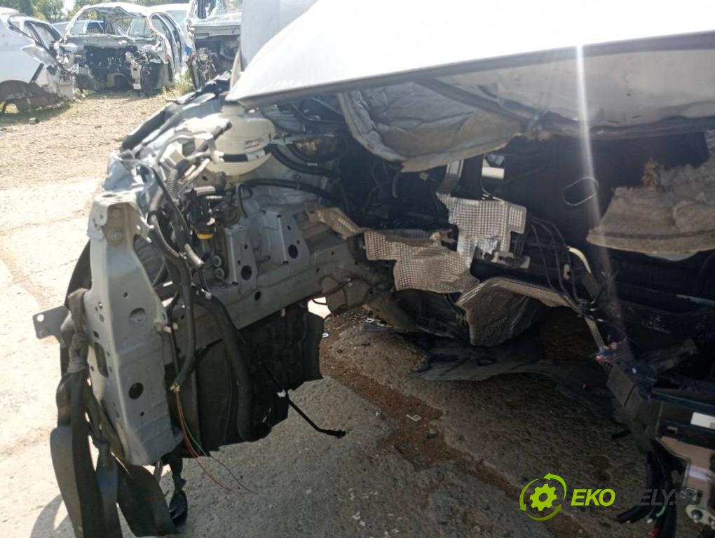NISSAN QASHQAI J12 SUV 2023 116 kW 1.3 DIG-T 1332 karoséria ČTVRŤÁK: Blatník prah strecha PODŁUŻNICA