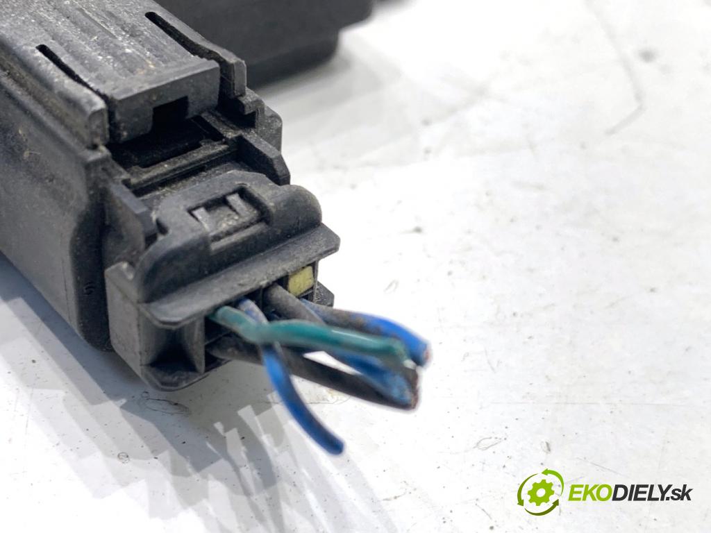 JAGUAR XF II Kombi 2018 177 kW 2.0 D AWD 1999 RADAR: Snímač Mŕtveho JX63-14F152-AD
