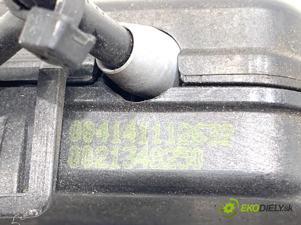 MERCEDES-BENZ S211 Kombi 2003 110 kW E 220 T CDI (211.206) 2148 zámok dveře levý zadní část 2117300535