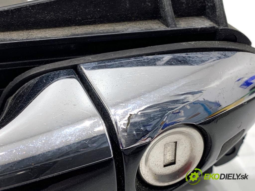 MERCEDES-BENZ S211 Kombi 2003 110 kW E 220 T CDI (211.206) 2148 Kľučka vonkajšia ľavy predný