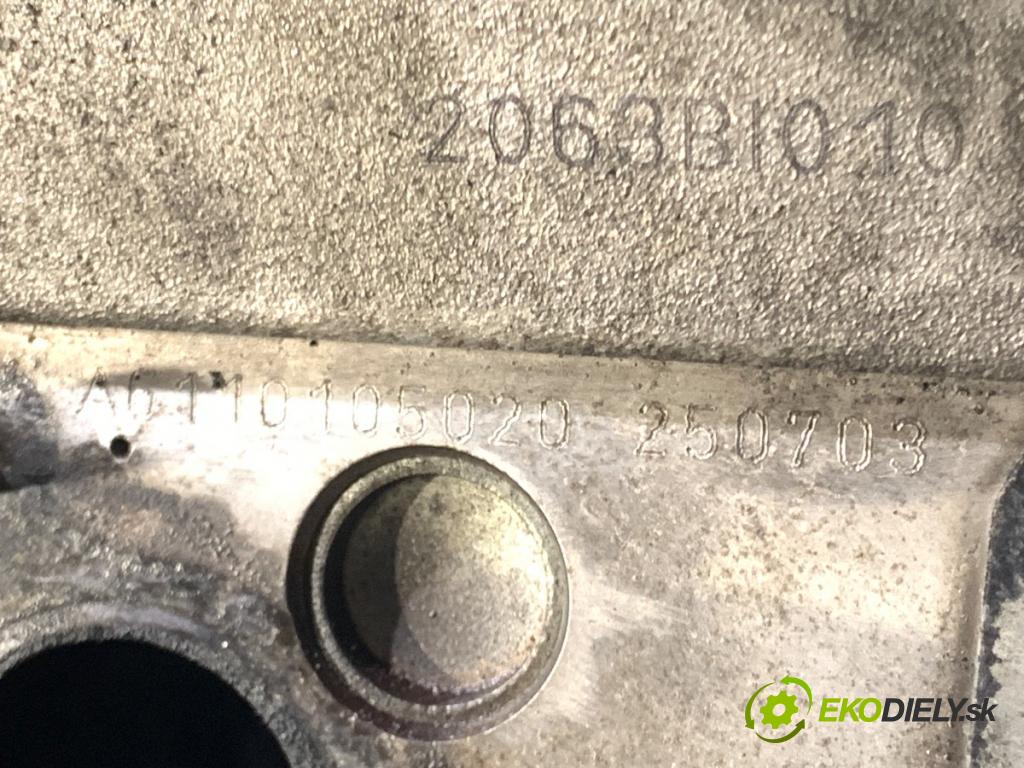 MERCEDES-BENZ S211 Kombi 2003 110 kW E 220 T CDI (211.206) 2148 Hlava valcov A6110105020 (Hlava valcov)