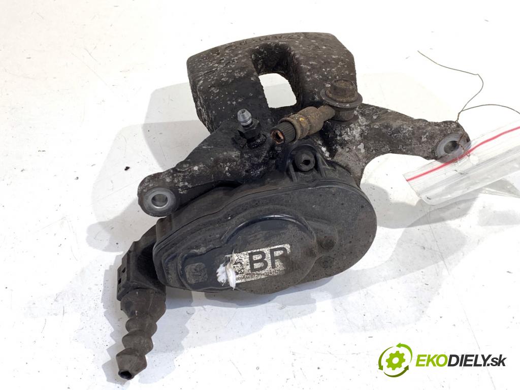 NISSAN QASHQAI J12 SUV 2023 116 kW 1.3 DIG-T 1332 Brzdič strmeň pravy zad