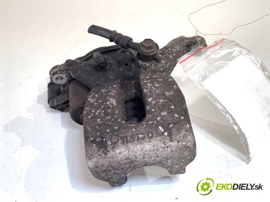 NISSAN QASHQAI J12 SUV 2023 116 kW 1.3 DIG-T 1332 Brzdič strmeň ľavy zad 
