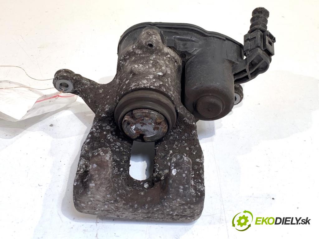 NISSAN QASHQAI J12 SUV 2023 116 kW 1.3 DIG-T 1332 Brzdič strmeň ľavy zad