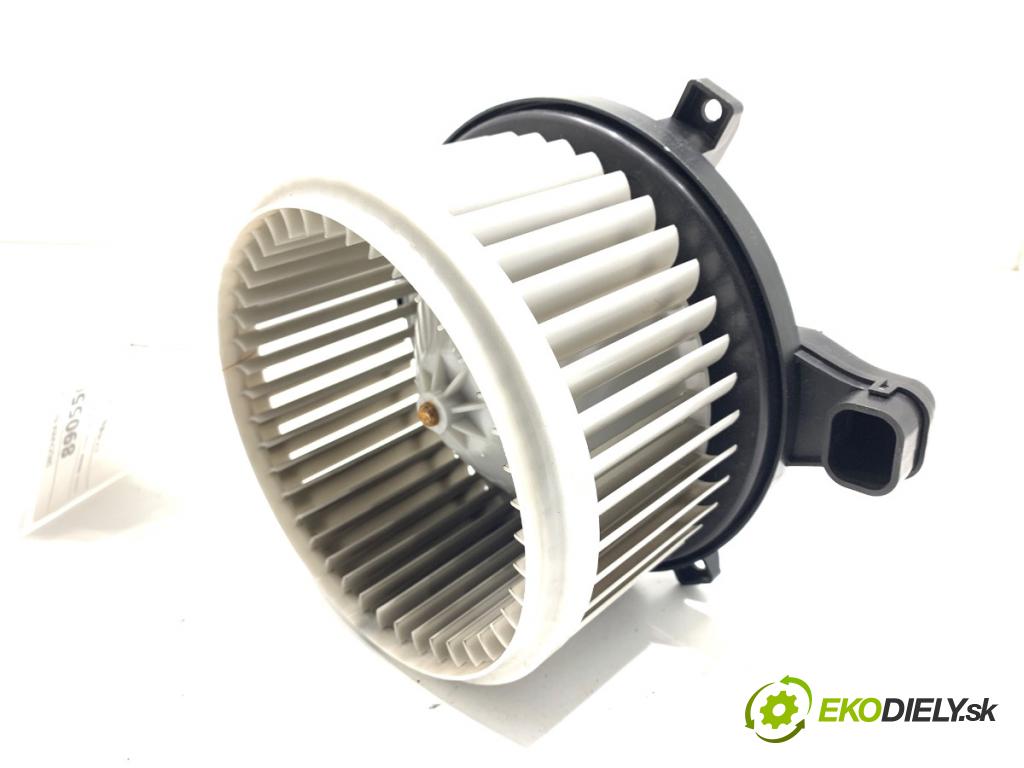 NISSAN QASHQAI J12 SUV 2023 116 kW 1.3 DIG-T 1332 ventilátor kúrenia 272V06LE0B