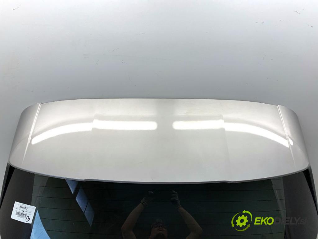 NISSAN QASHQAI J12 SUV 2023 116 kW 1.3 DIG-T 1332 kapota zad