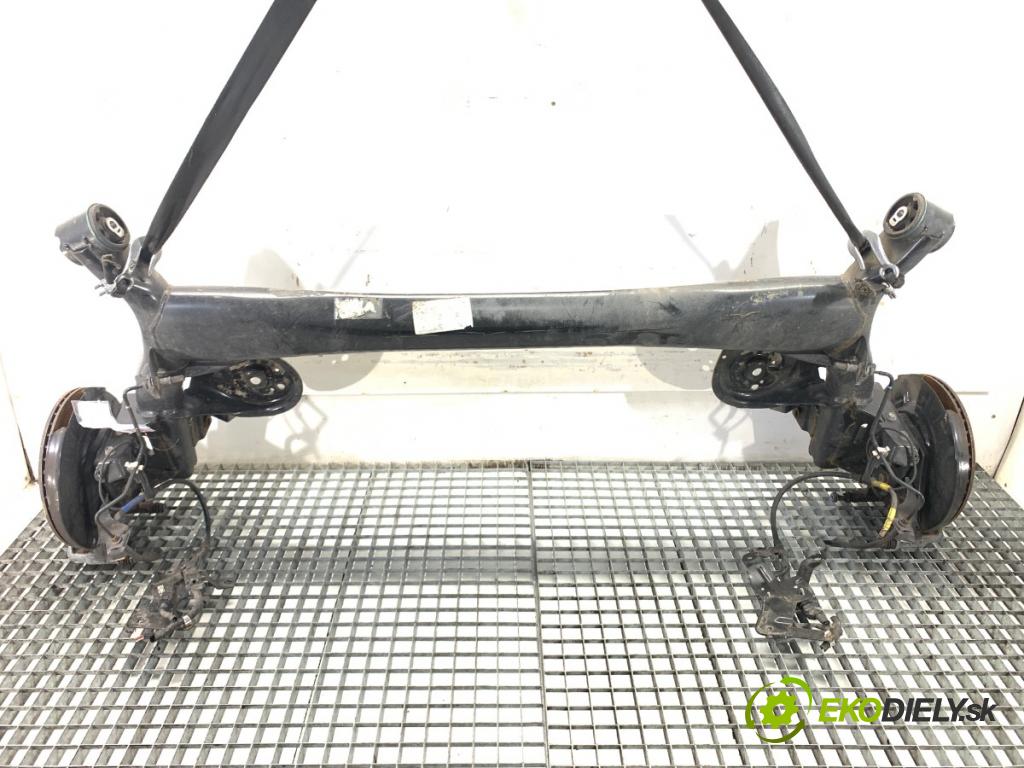 NISSAN QASHQAI J12 SUV 2023 116 kW 1.3 DIG-T 1332 výztuha zadní část 