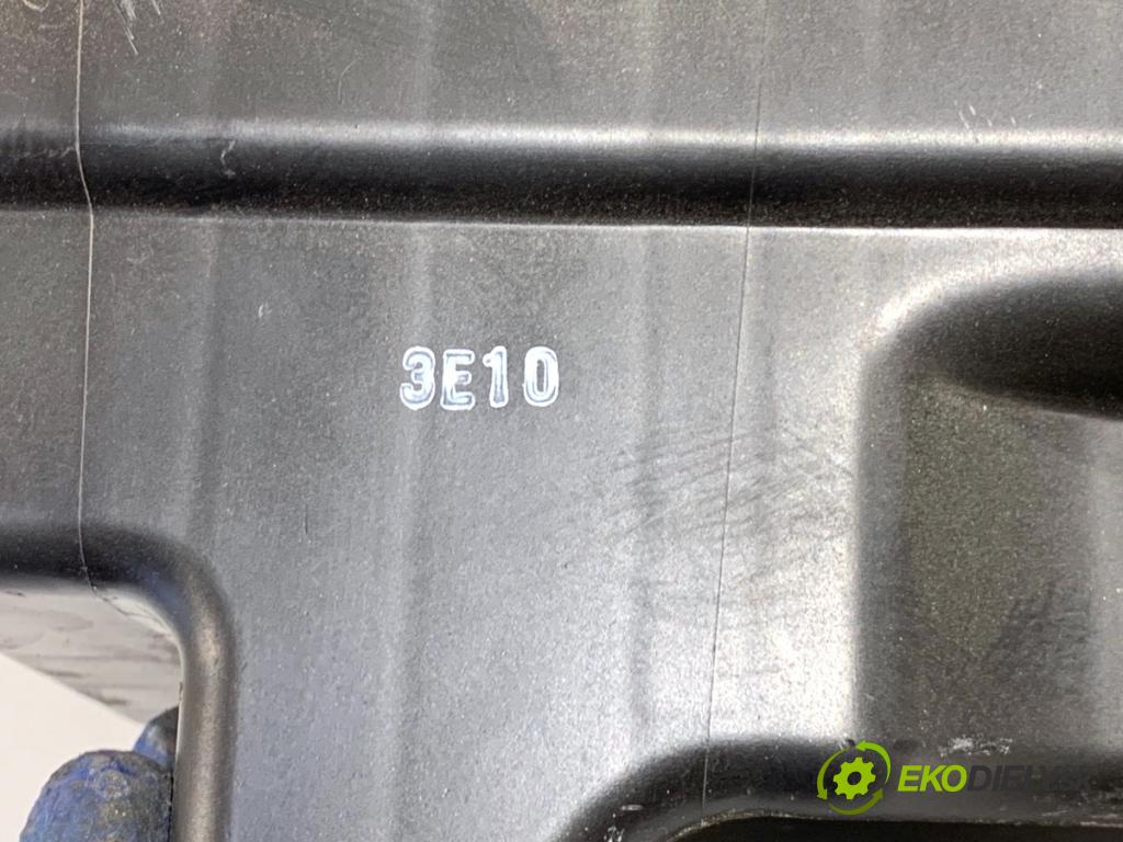 NISSAN QASHQAI J12 SUV 2023 116 kW 1.3 DIG-T 1332 Obal filtra vzduchu  (Obal vzduchového filtra)