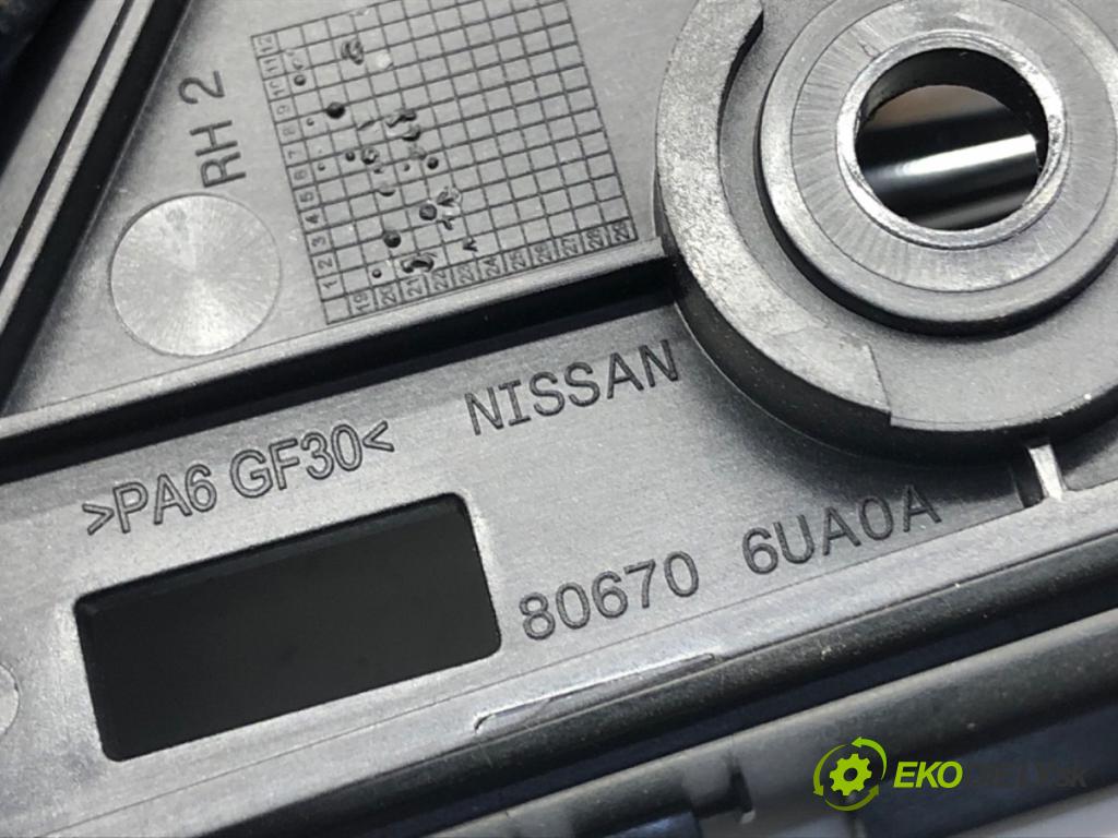 NISSAN QASHQAI J12 SUV 2023 116 kW 1.3 DIG-T 1332 klika vnitřní pravý přední část 806706UA0A