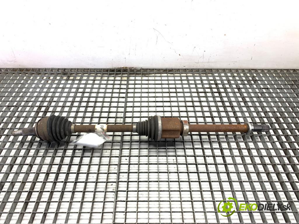 NISSAN QASHQAI J12 SUV 2023 116 kW 1.3 DIG-T 1332 poloos pravý přední část 10505219
