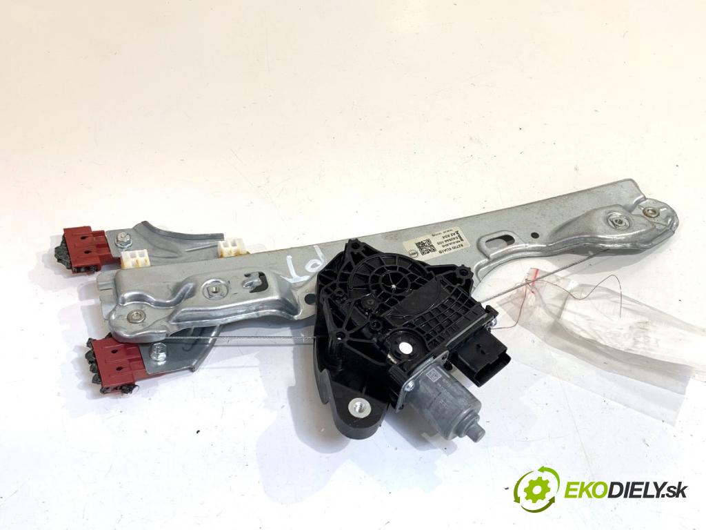 NISSAN QASHQAI J12 SUV 2023 116 kW 1.3 DIG-T 1332 mechanismus okna pravý zadní část 827006UA1B