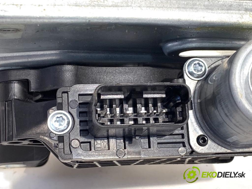 NISSAN QASHQAI J12 SUV 2023 116 kW 1.3 DIG-T 1332 mechanismus okna levý přední část 807016UA1B